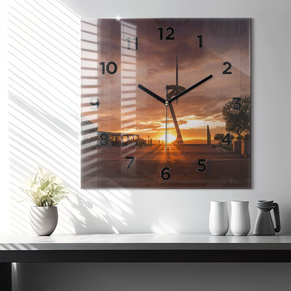 Reloj cuadrado Parque Olímpico de Barcelona