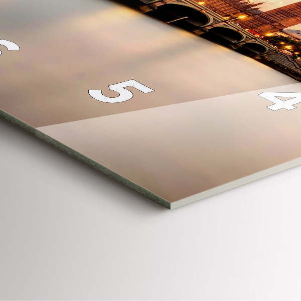 Reloj cuadrado Big Ben, horizonte de Londres