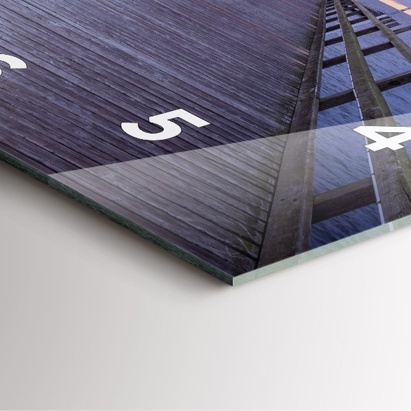 Reloj cuadrado Muelle en el mar Báltico