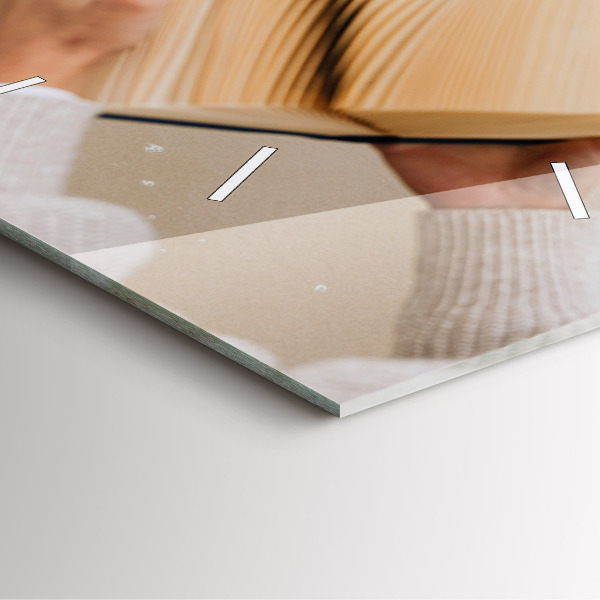 Reloj de pared cuadrado Un momento con un libro