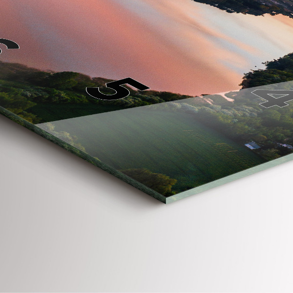 Reloj cuadrado Lago a vista de pájaro