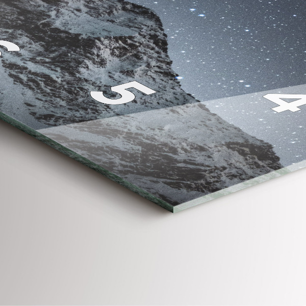 Reloj cuadrado Montaña bajo las estrellas