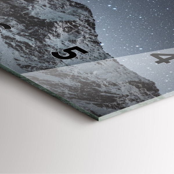 Reloj cuadrado Montaña bajo las estrellas