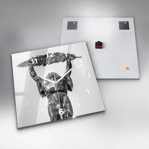 Reloj cuadrado La Estatua de la Libertad en Budapest