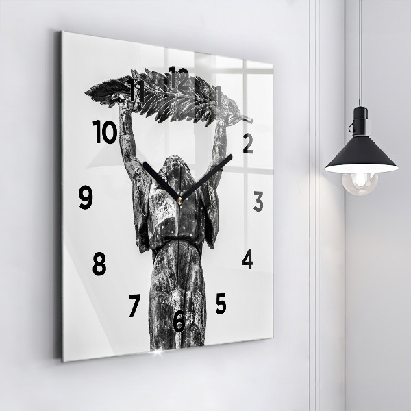 Reloj cuadrado La Estatua de la Libertad en Budapest