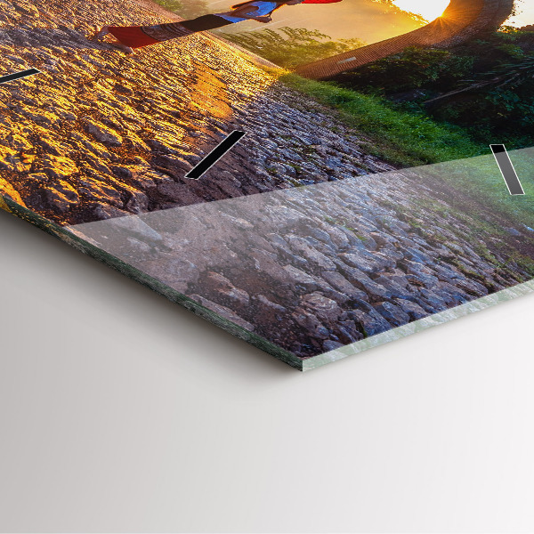 Reloj cuadrado Parque Surat Thani Tailandia