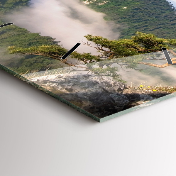 Reloj cuadrado Pico Sokolica en las montañas Pieniny