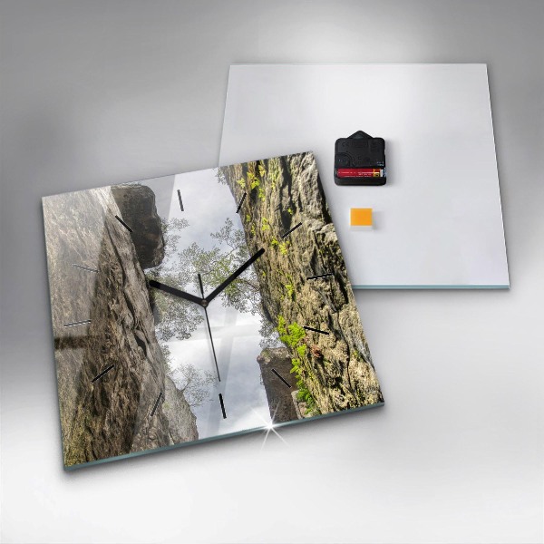 Reloj de pared cuadrado Ciudad del rock en la República Checa