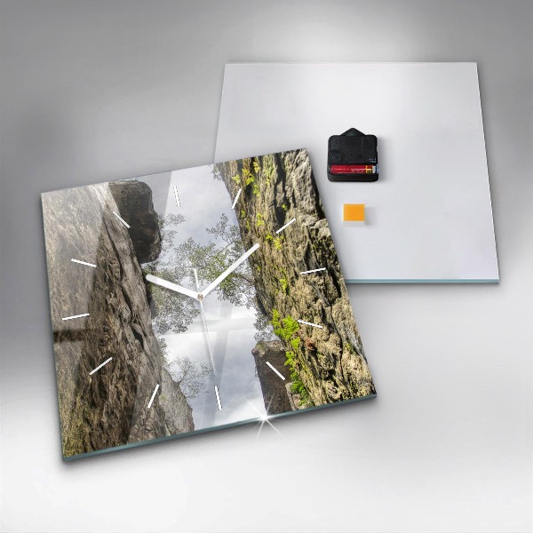 Reloj de pared cuadrado Ciudad del rock en la República Checa