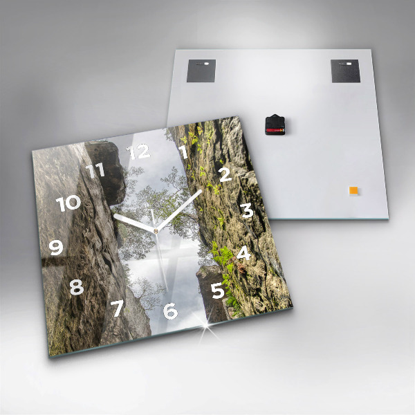 Reloj de pared cuadrado Ciudad del rock en la República Checa