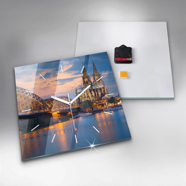 Reloj cuadrado Vista del ayuntamiento