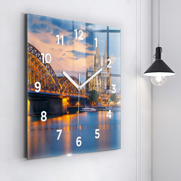 Reloj cuadrado Vista del ayuntamiento