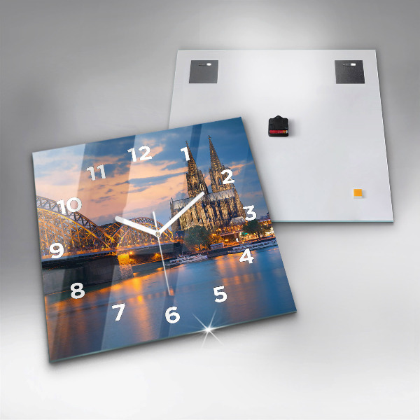 Reloj cuadrado Vista del ayuntamiento