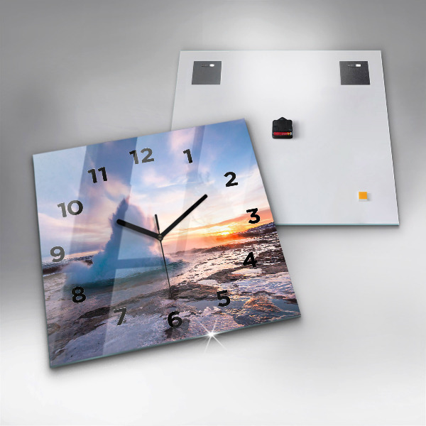 Reloj cuadrado Géiser en la isla de Islandia