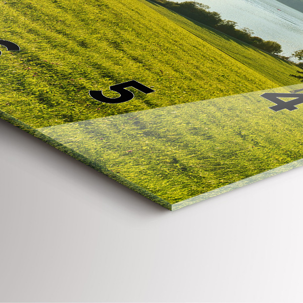 Reloj de pared cuadrado Montañas y campos