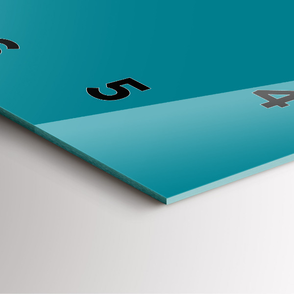 Reloj cuadrado Color azul marino