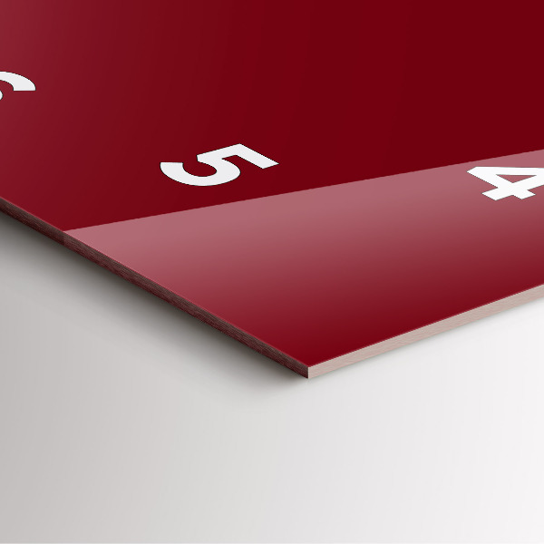 Reloj cuadrado Color burdeos