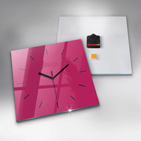 Reloj de pared cuadrado El color rosa fuerte