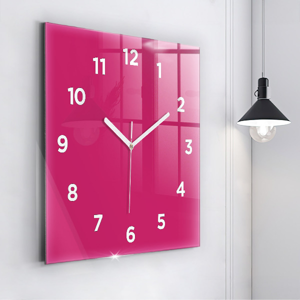 Reloj de pared cuadrado El color rosa fuerte