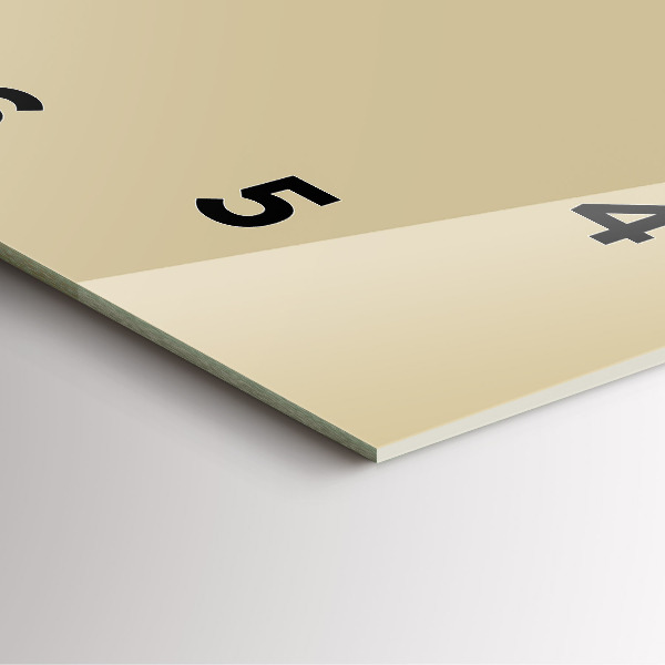 Reloj cuadrado El color beige