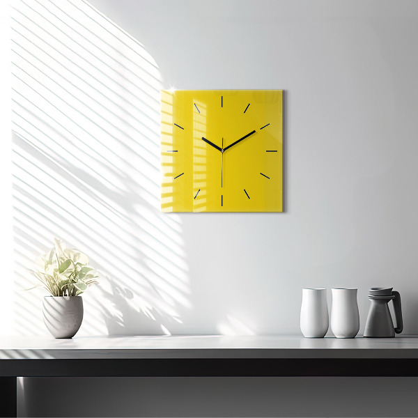 Reloj de pared cuadrado Color amarillo claro