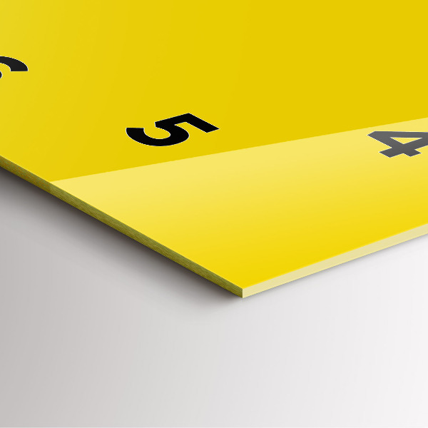 Reloj de pared cuadrado Color amarillo claro