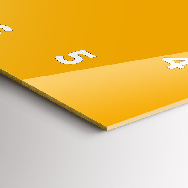 Reloj cuadrado Color amarillo dorado