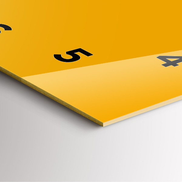 Reloj cuadrado Color amarillo dorado