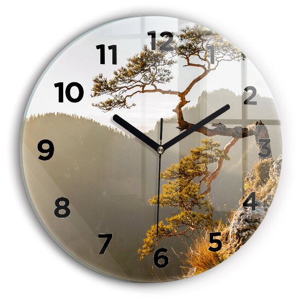 Reloj de cristal redondo Árbol en la montaña