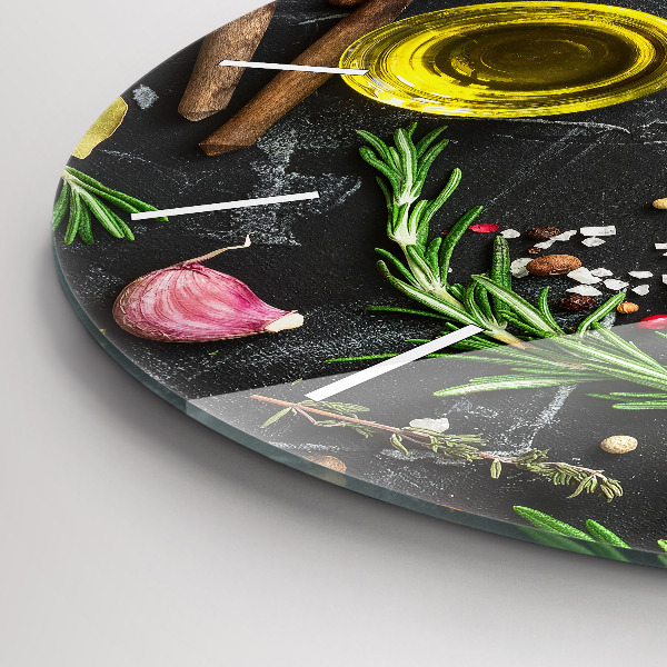 Reloj de cristal redondo Especias sobre la mesa