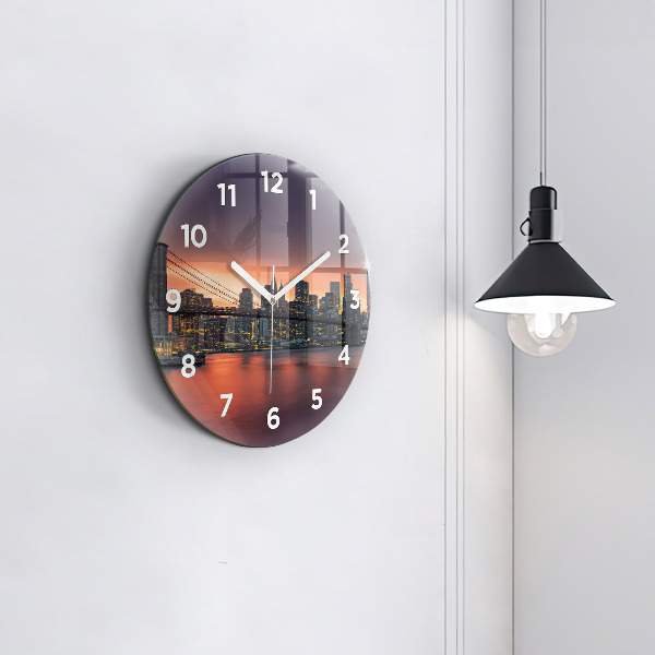 Reloj de pared redondo East River de Nueva York