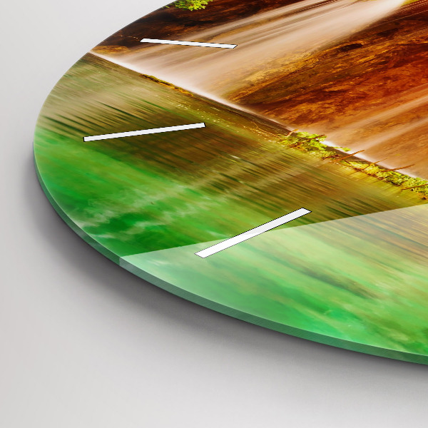 Reloj de pared redondo Vista de una cascada