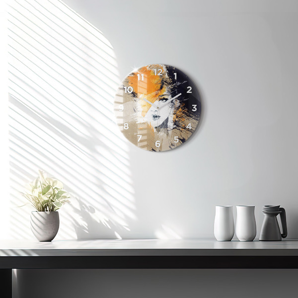 Reloj de cristal redondo Retrato de mujer abstracto