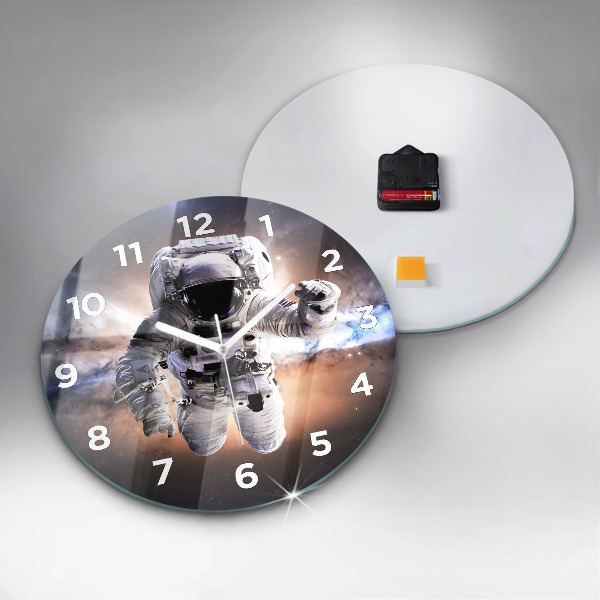 Reloj de pared redondo Astronauta en el espacio