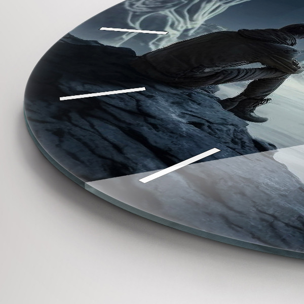 Reloj de pared redondo Hombre en la luna de fondo