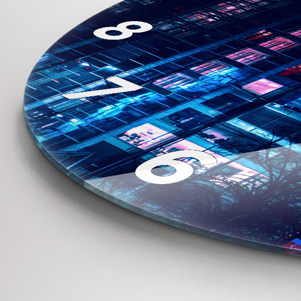 Reloj redondo pared Varsovia de noche