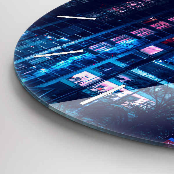 Reloj redondo pared Varsovia de noche