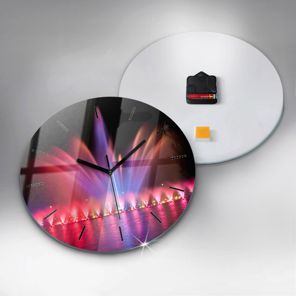 Reloj redondo pared Fuente de Wrocław por la noche