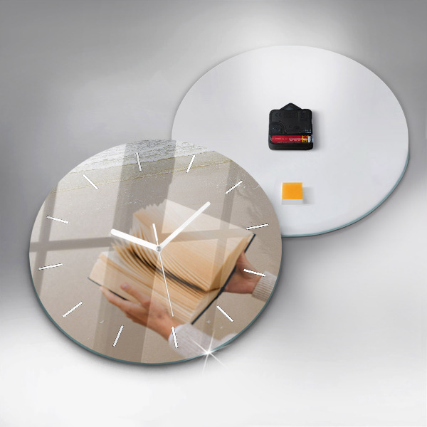 Reloj de pared redondo Un momento con un libro