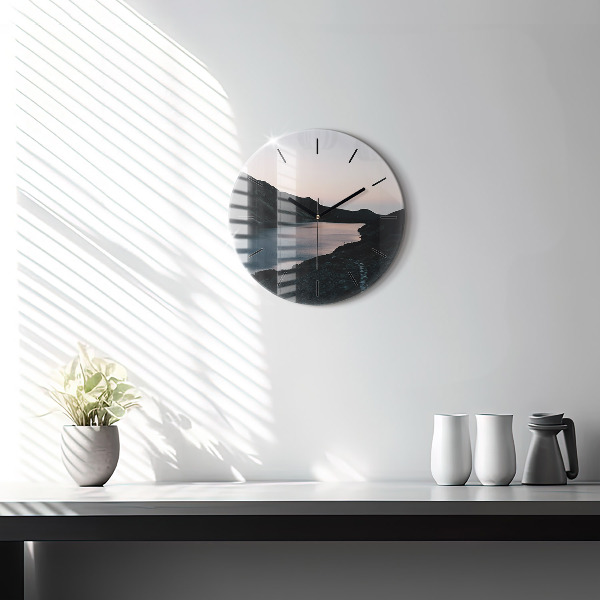 Reloj de cristal redondo Lago y montañas