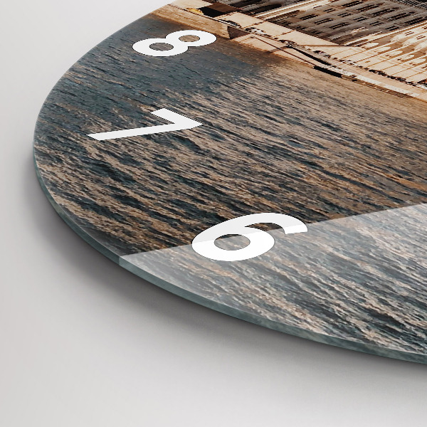 Reloj de cristal redondo Parlamento en Budapest