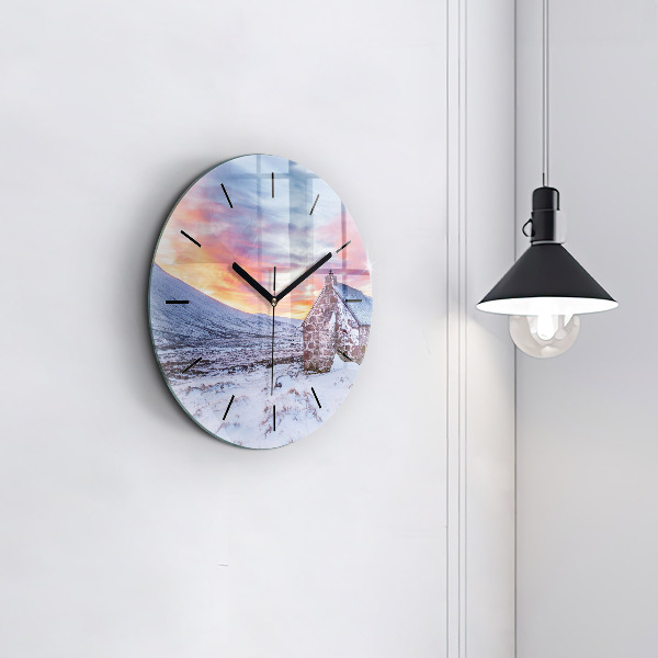 Reloj redondo pared Cabaña en las montañas