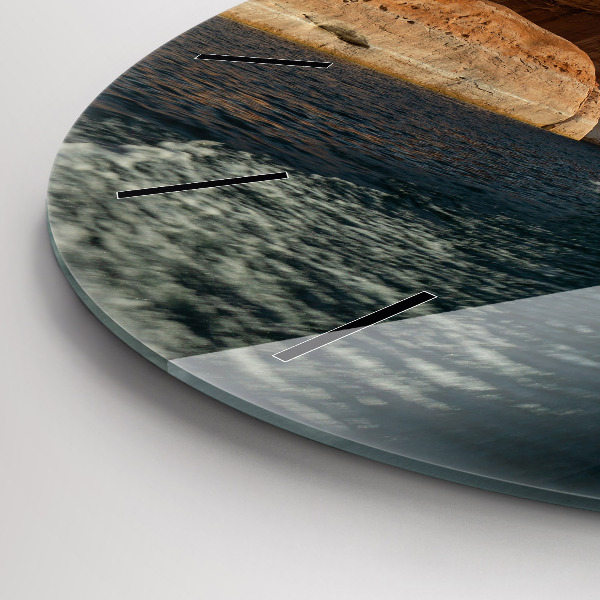 Reloj de pared redondo Persona sobre esquís acuáticos