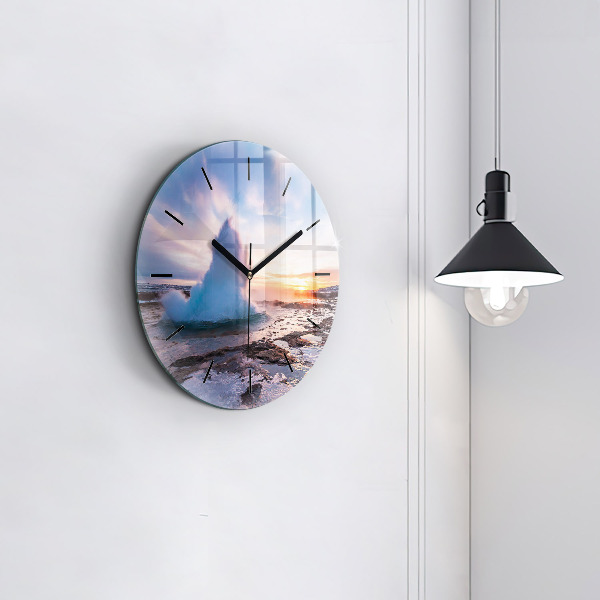 Reloj de cristal redondo Géiser en la isla de Islandia